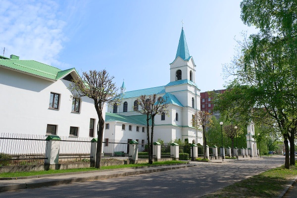 Костел Святого Андрея Боболи